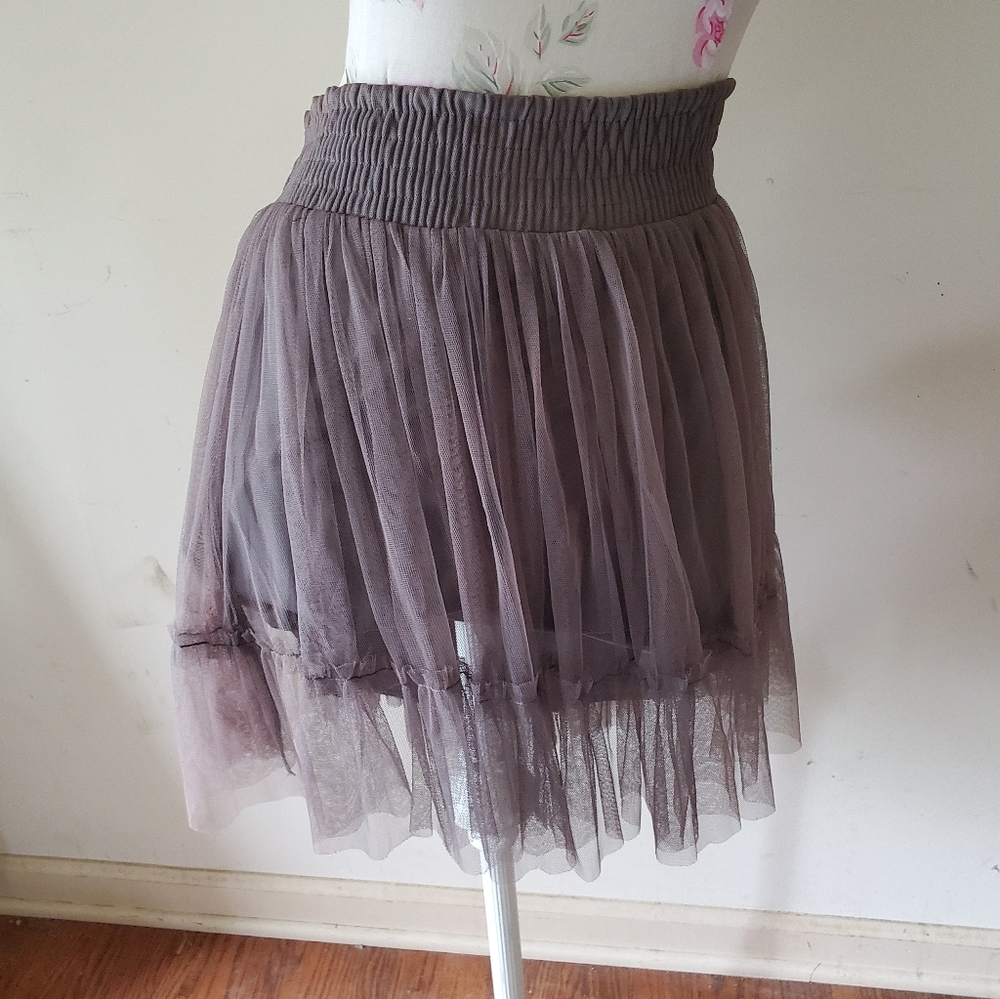 Urban outfitters gray tulle skirt